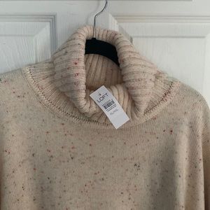 NWT LOFT poncho XL/CXL cream with fun multicolor speckle